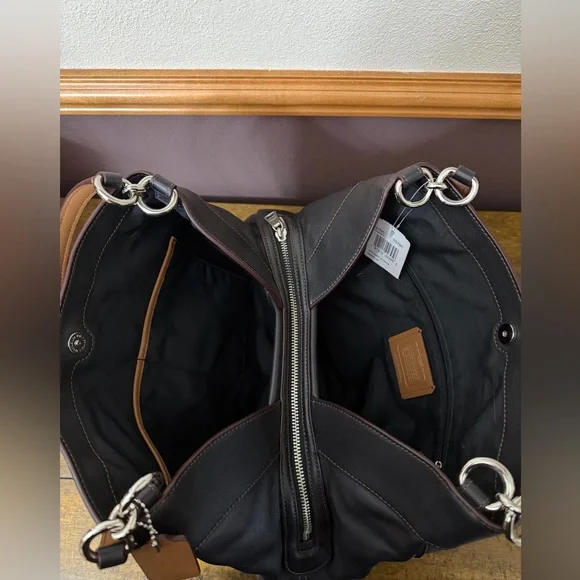 ✨NWT - Coach Legacy Jacquard Lexy Shoulder Bag✨ - Picture 11 of 14